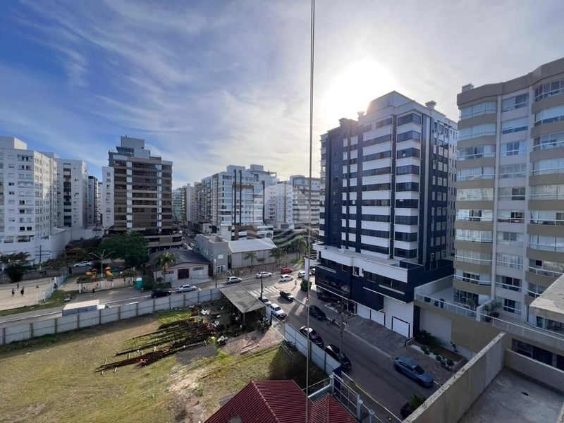 Apartamento 2 quartos andar alto venda Centro Capão da Canoa: 2ª foto da galeria de imagens do imóvel