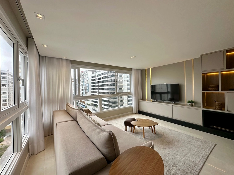 Apartamento 3 quartos decorado frente praça Capão da Canoa: 7ª foto da galeria de imagens do imóvel
