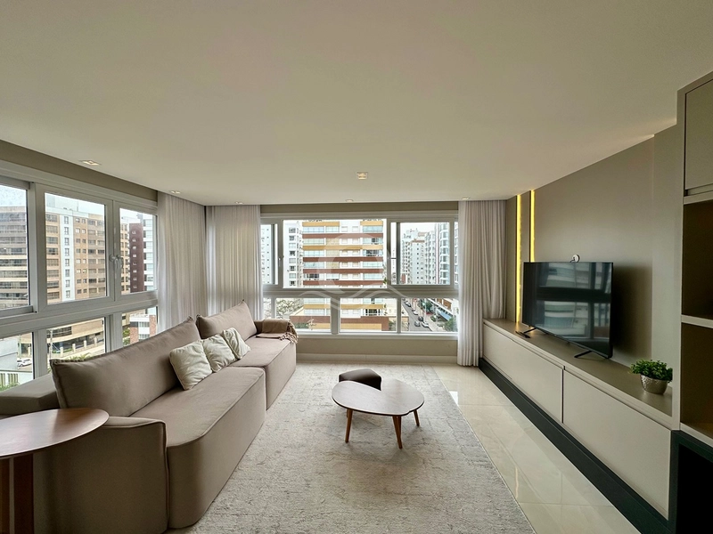 Apartamento 3 quartos decorado frente praça Capão da Canoa: 5ª foto da galeria de imagens do imóvel