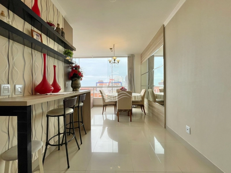 Lindo apartamento com vista eterna para o mar.: 2ª foto da galeria de imagens do imóvel