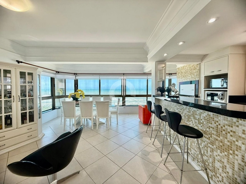 Apartamento 3 quartos frente mar venda Centro Capão da Canoa: 3ª foto da galeria de imagens do imóvel