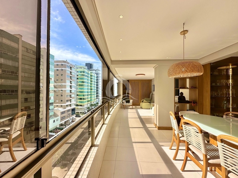 Na avenida mais luxuosa de capão da canoa: 10ª foto da galeria de imagens do imóvel