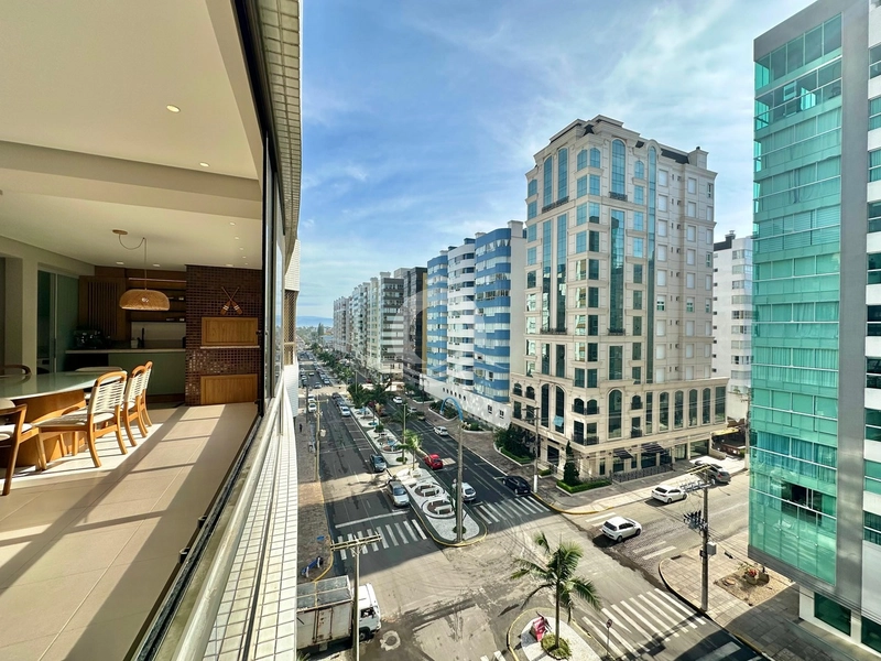Na avenida mais luxuosa de capão da canoa: 12ª foto da galeria de imagens do imóvel