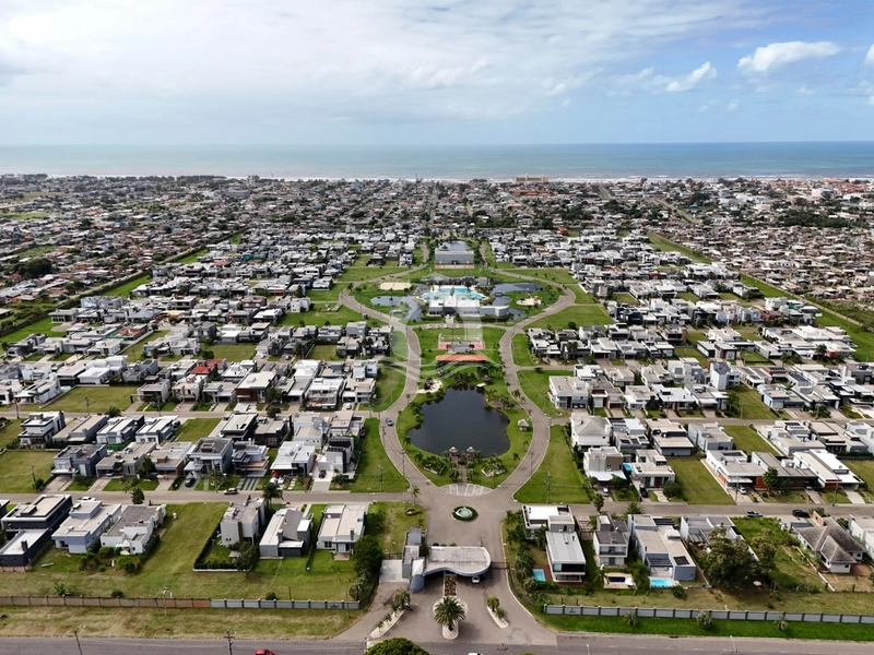 Casa de Alto Padrão à Venda – Condomínio Dubai: 48ª foto da galeria de imagens do imóvel