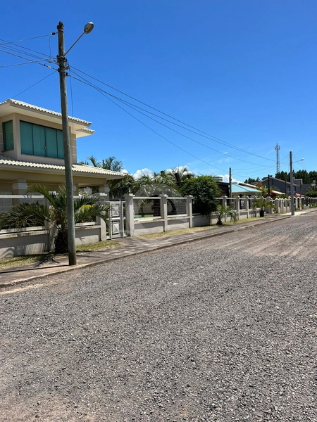 Linda Casa, em Cond. Capão Novo Village..: 17ª foto da galeria de imagens do imóvel