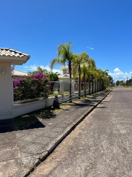 Linda Casa, em Cond. Capão Novo Village..: 67ª foto da galeria de imagens do imóvel