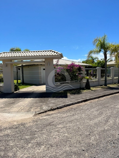 Linda Casa, em Cond. Capão Novo Village..: 21ª foto da galeria de imagens do imóvel