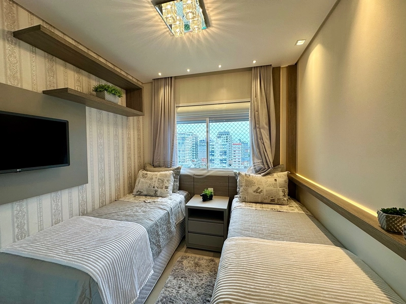 Apartamento 2 quartos decorado frente praça Capão da Canoa: 14ª foto da galeria de imagens do imóvel