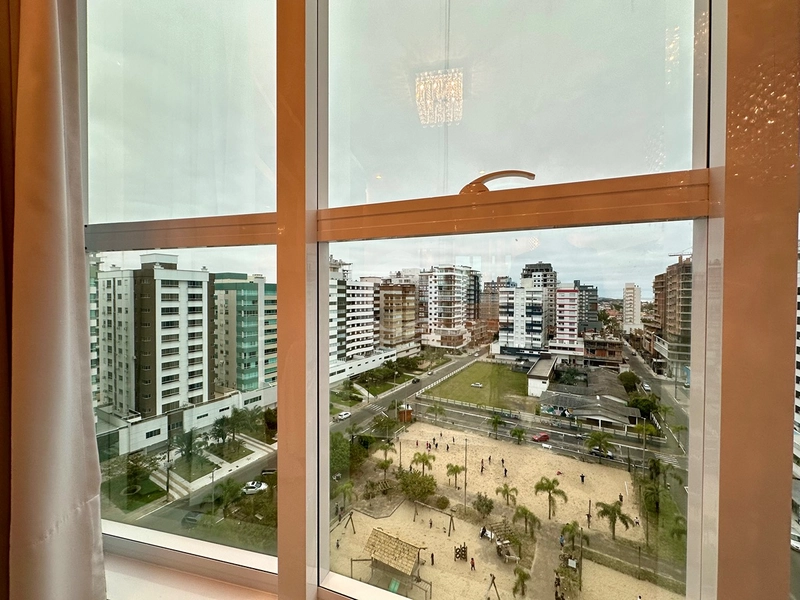 Apartamento 2 quartos decorado frente praça Capão da Canoa: 22ª foto da galeria de imagens do imóvel