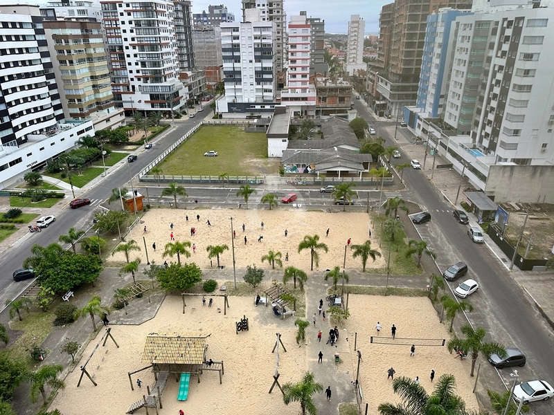 Apartamento 2 quartos decorado frente praça Capão da Canoa: 11ª foto da galeria de imagens do imóvel