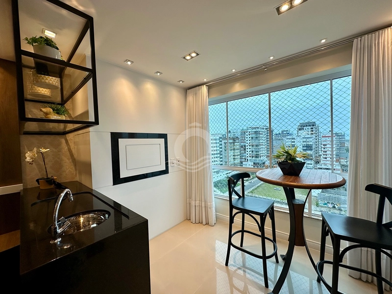 Apartamento 2 quartos decorado frente praça Capão da Canoa: 5ª foto da galeria de imagens do imóvel