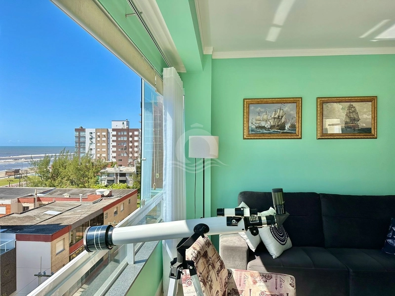 Decorado junto ao mar e praça: 8ª foto da galeria de imagens do imóvel