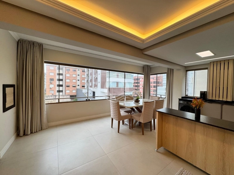 Apartamento 2 quartos decorado venda Centro Capão da Canoa: 1ª foto da galeria de imagens do imóvel