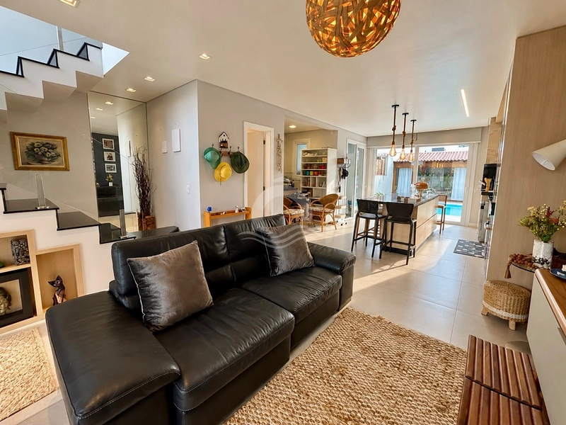 Casa 3 suítes mobiliada venda Centro Xangri-Lá: 8ª foto da galeria de imagens do imóvel