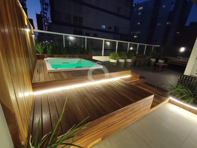 APARTAMENTO COM TERRAÇO NO NAVEGANTES: 4ª foto da galeria de imagens do imóvel