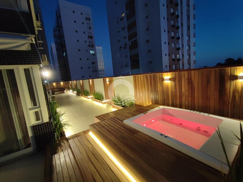 APARTAMENTO COM TERRAÇO NO NAVEGANTES: 5ª foto da galeria de imagens do imóvel