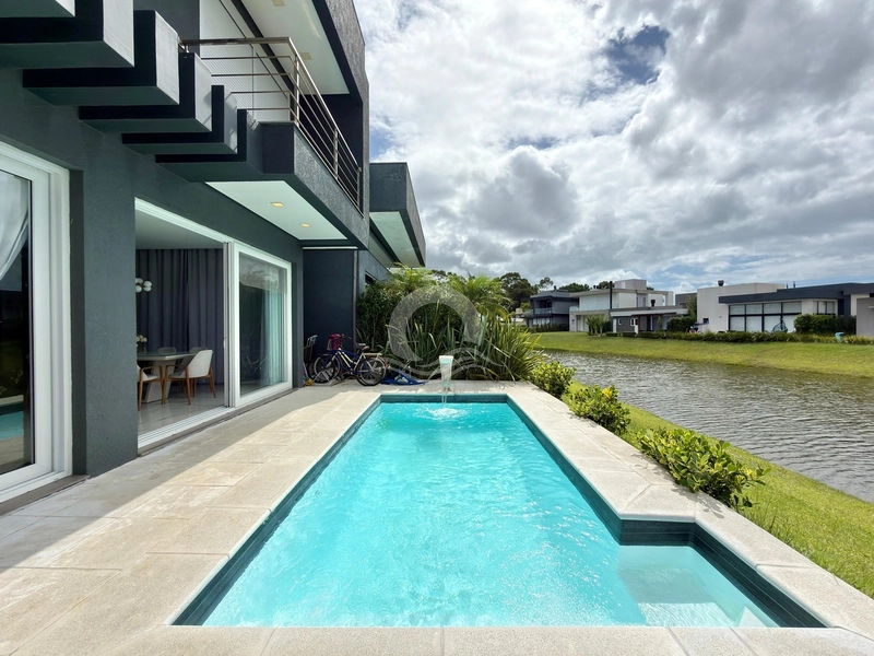 Casa 5 quartos decorada venda Capão Ilhas Resort Capão da Canoa: 6ª foto da galeria de imagens do imóvel
