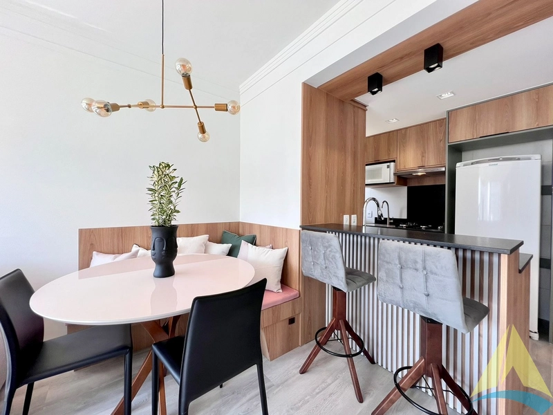 Apartamento Mobiliado e Decorado, em Frente a Praça: 6ª foto da galeria de imagens do imóvel