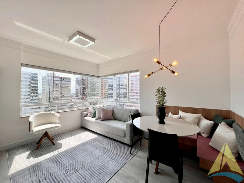 Apartamento Mobiliado e Decorado, em Frente a Praça: 7ª foto da galeria de imagens do imóvel