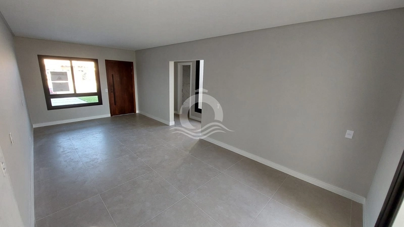 EXCELENTE CASA NA AVENIDA: 1ª foto da galeria de imagens do imóvel
