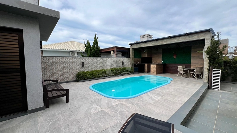 Casa 4 quartos piscina mobiliada venda Centro Xangri-Lá: 8ª foto da galeria de imagens do imóvel