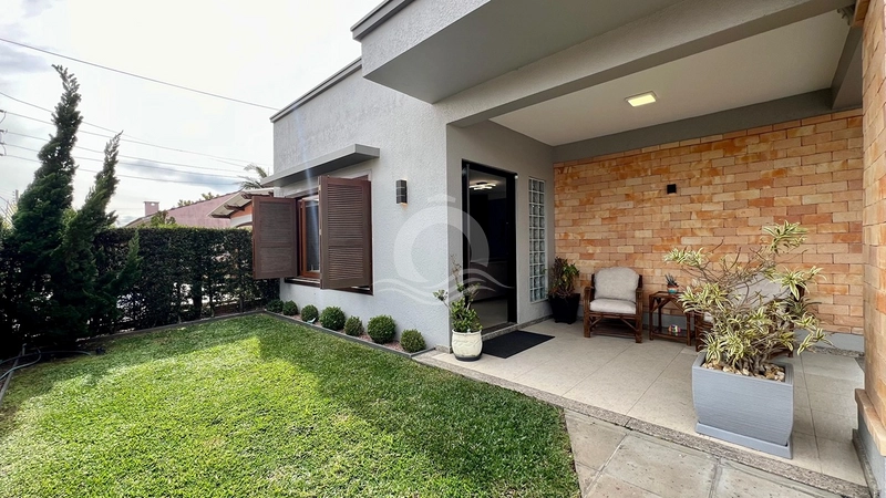 Casa 4 quartos piscina mobiliada venda Centro Xangri-Lá: 3ª foto da galeria de imagens do imóvel