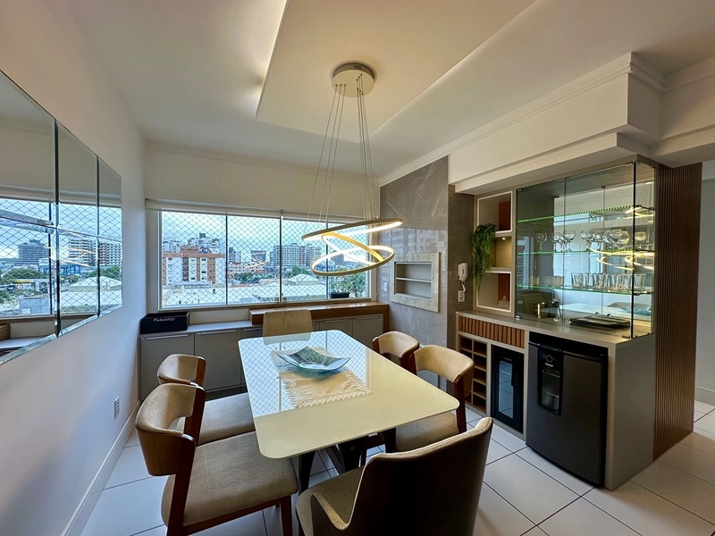 Apartamento 2 quartos decorado venda Centro Capão da Canoa: 3ª foto da galeria de imagens do imóvel