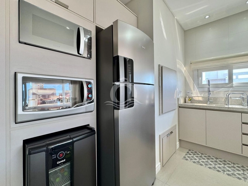 Apartamento mobiliado de alto padrão com 3 dormitórios na Zona Nova.: 8ª foto da galeria de imagens do imóvel