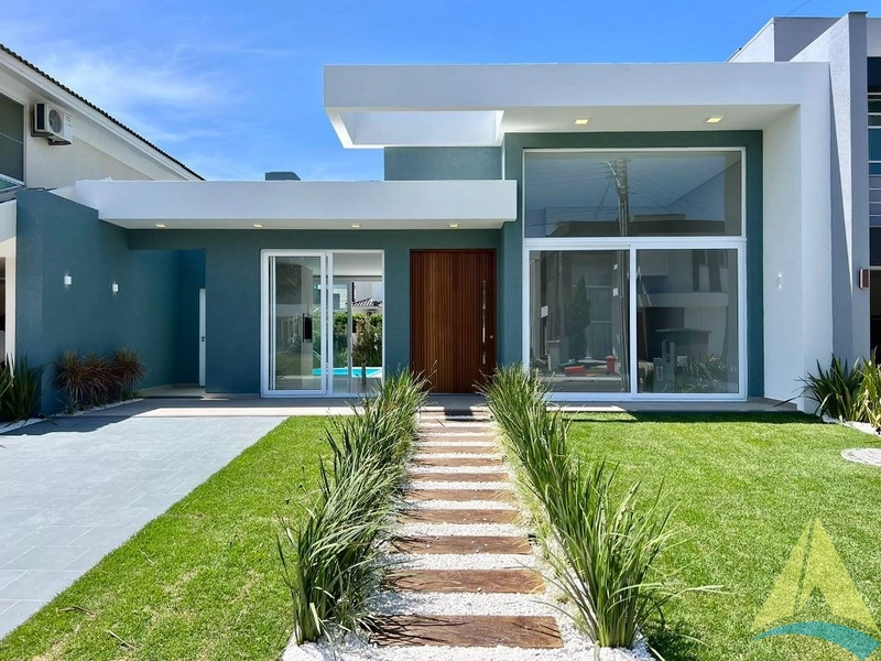Casa Condomínio com 3 suítes com piscina: 5ª foto da galeria de imagens do imóvel