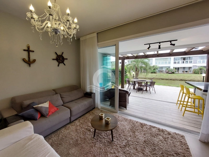Casa em Condomínio em Xangri-lá, vista para lagoa: 2ª foto da galeria de imagens do imóvel