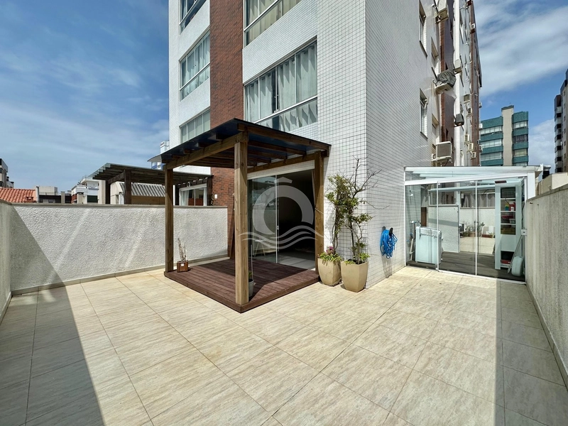 Apartamento 2 dormitórios com terraço em L próximo ao mar: 7ª foto da galeria de imagens do imóvel
