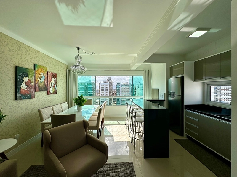 Apartamento 3 quartos decorado venda frente praça Capão da Canoa: 3ª foto da galeria de imagens do imóvel