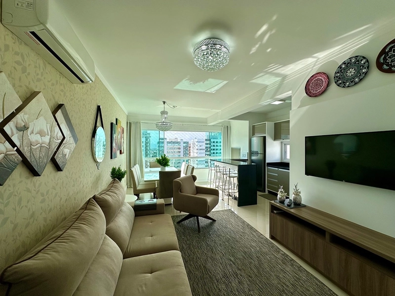 Apartamento 3 quartos decorado venda frente praça Capão da Canoa: 2ª foto da galeria de imagens do imóvel