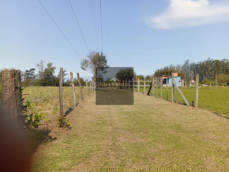 TERRENO: 5ª foto da galeria de imagens do imóvel