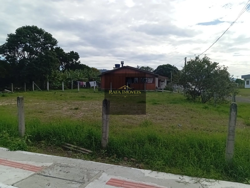 LOTE DE ESQUINA: 4ª foto da galeria de imagens do imóvel