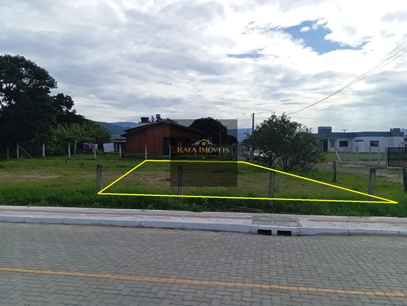 LOTE DE ESQUINA: 2ª foto da galeria de imagens do imóvel