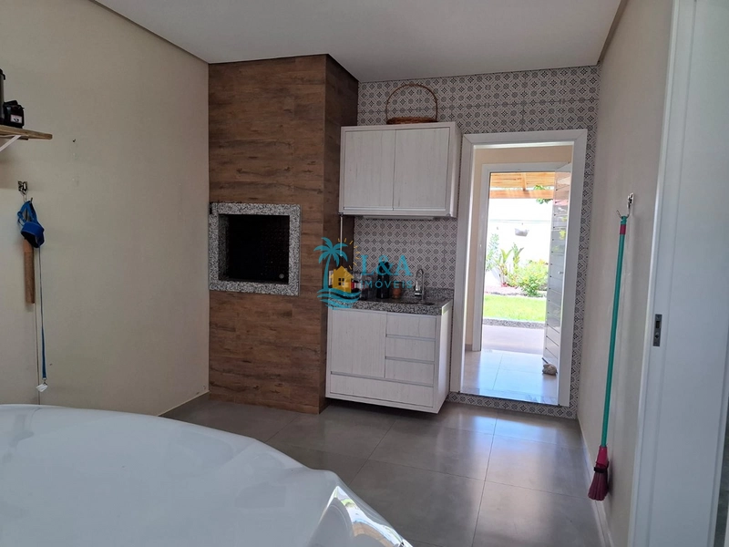 Casa de alto padrão com laje de concreto – 3 dormitórios (1 suíte): 14ª foto da galeria de imagens do imóvel