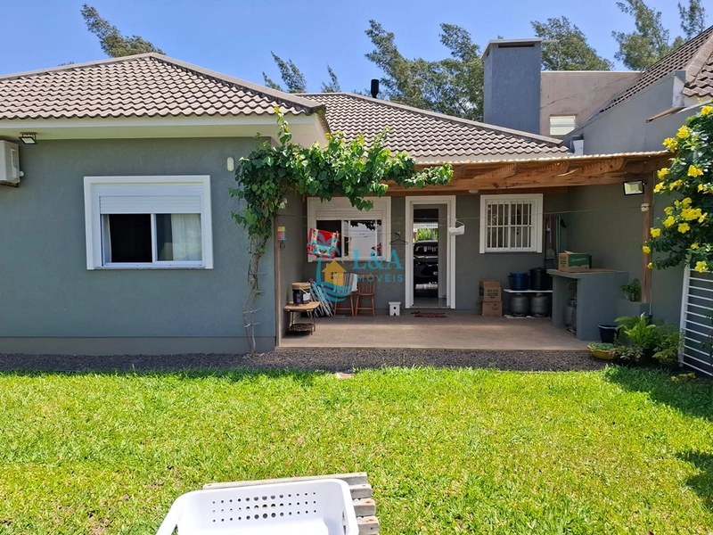 Casa de alto padrão com laje de concreto – 3 dormitórios (1 suíte): 35ª foto da galeria de imagens do imóvel