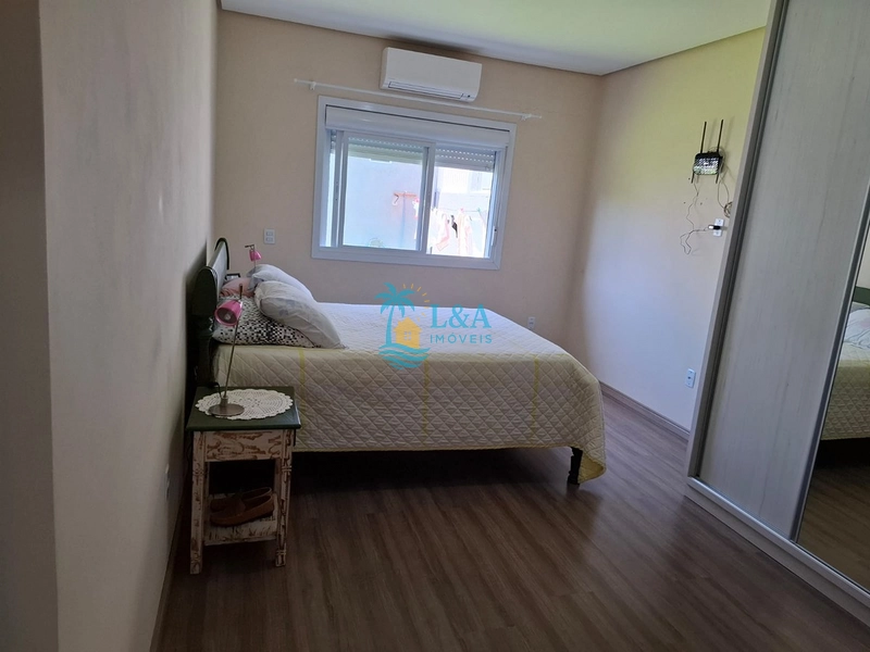 Casa de alto padrão com laje de concreto – 3 dormitórios (1 suíte): 23ª foto da galeria de imagens do imóvel