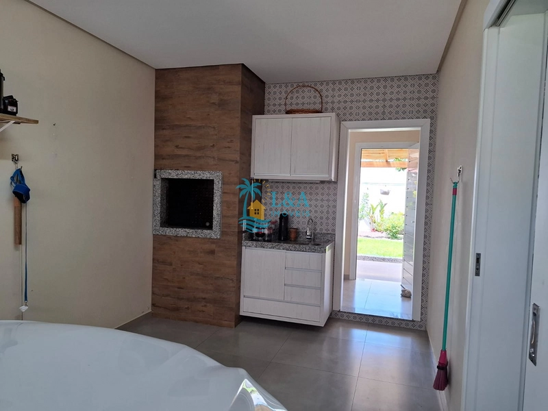 Casa de alto padrão com laje de concreto – 3 dormitórios (1 suíte): 12ª foto da galeria de imagens do imóvel