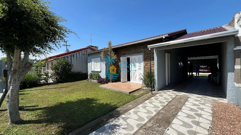  Casa à Venda em Tramandaí – A poucos metros do mar!: 1ª foto da galeria de imagens do imóvel