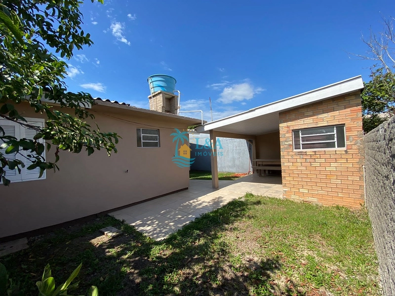 Casa mobiliada com amplo terreno e espaço gourmet – 3 dormitórios (1 suíte): 2ª foto da galeria de imagens do imóvel