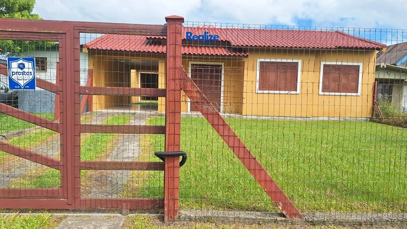 Casa proximo a comercios: 2ª foto da galeria de imagens do imóvel