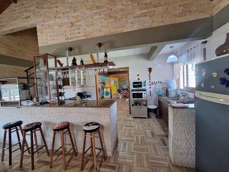 Sobrado mobiliado com 3 dormitórios e terreno com duas frentes: 15ª foto da galeria de imagens do imóvel