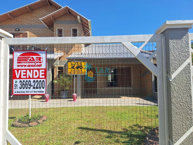Sobrado mobiliado com 3 dormitórios e terreno com duas frentes: 35ª foto da galeria de imagens do imóvel