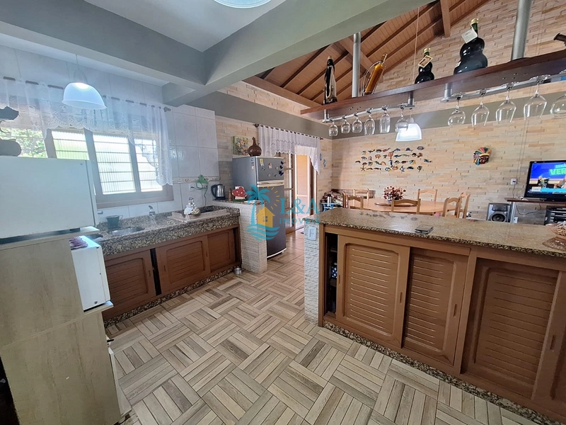 Sobrado mobiliado com 3 dormitórios e terreno com duas frentes: 21ª foto da galeria de imagens do imóvel