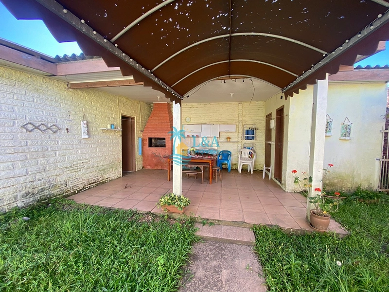 APENAS 150 METROS DO MAR: 7ª foto da galeria de imagens do imóvel