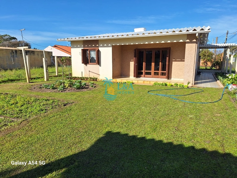 Casa a 200 metros do mar!: 1ª foto da galeria de imagens do imóvel