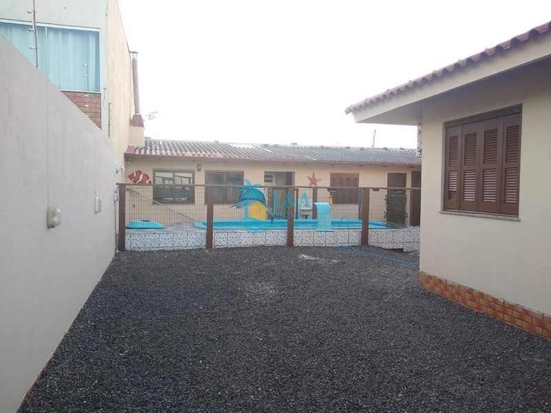 Pé na areia: 23ª foto da galeria de imagens do imóvel