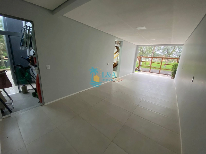 Otima residência a poucos metros do mar!: 4ª foto da galeria de imagens do imóvel